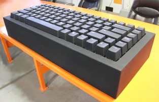 Large fully-funcitonal keyboard right side view