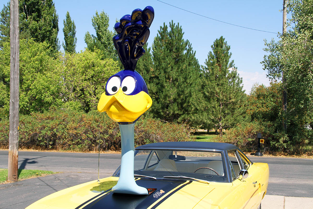 Road Runner Hood Ornament