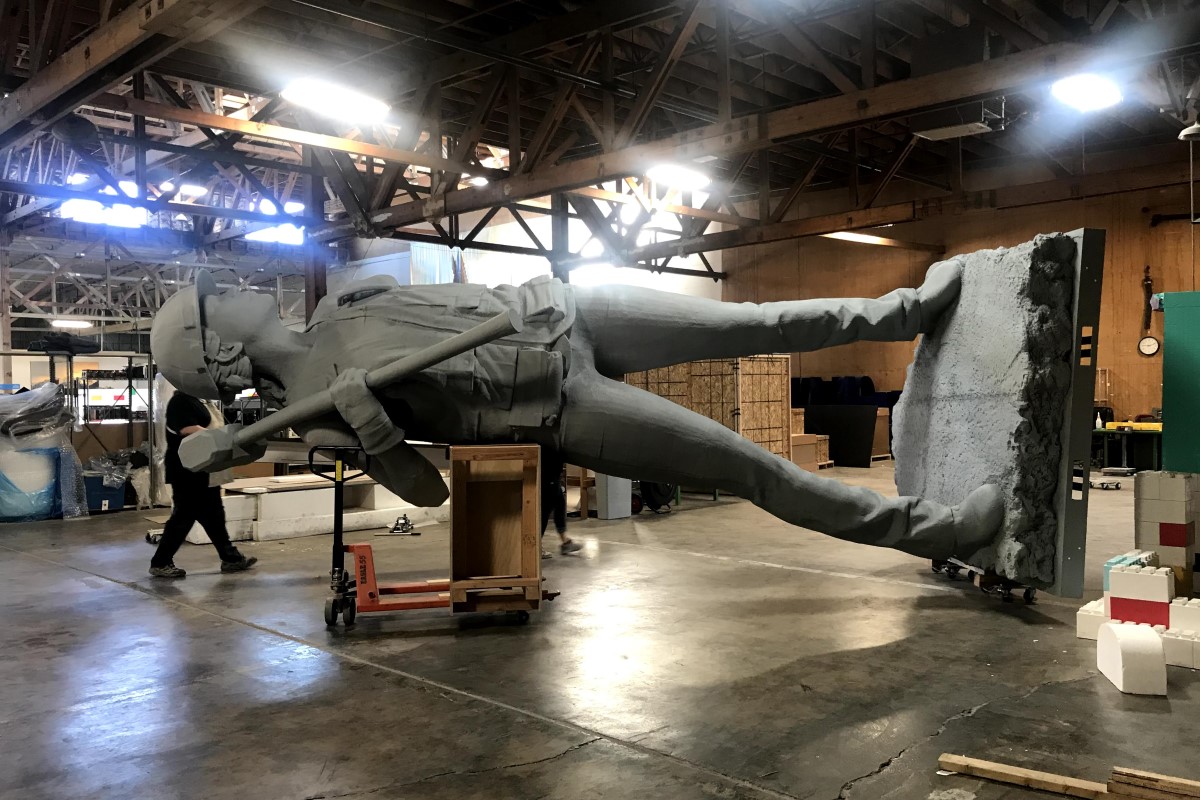 the-largest-3d-printed-statue-whiteclouds-case-study-building-a-30-foot-tall-statue-with-3d