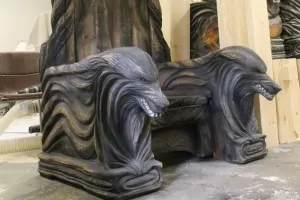 Wolf Head throne